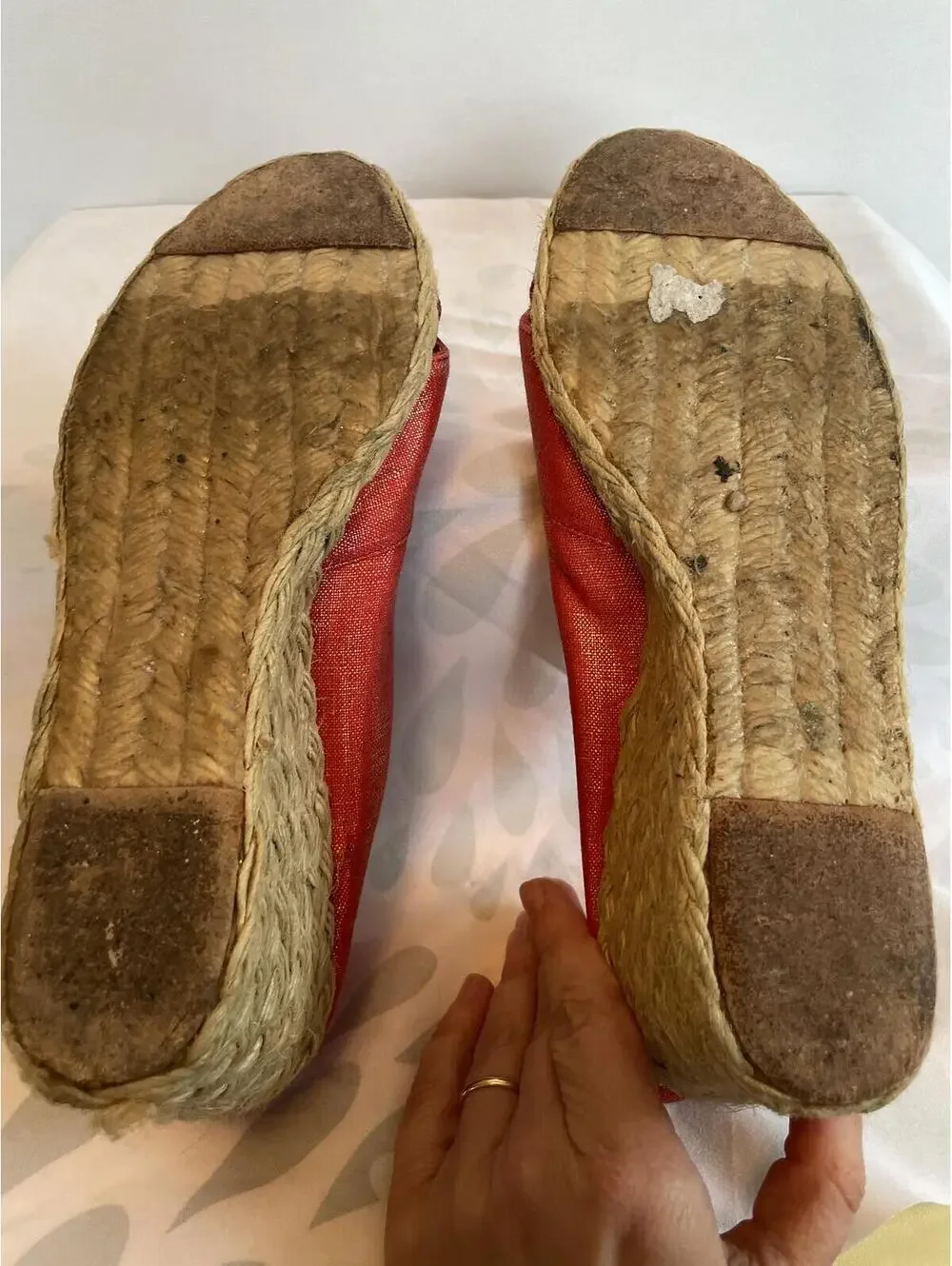 Lauren Ralph Lauren Coral Gold Metallic Espadrille Wedges Size 7